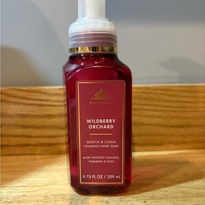 White Barn Wildberry Orchard Foaming Hand Soap